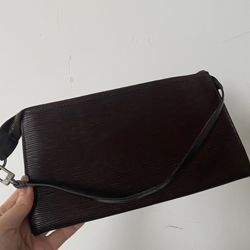 Louis Vuitton Chocolate Brown Textured Epi Leather Hobo